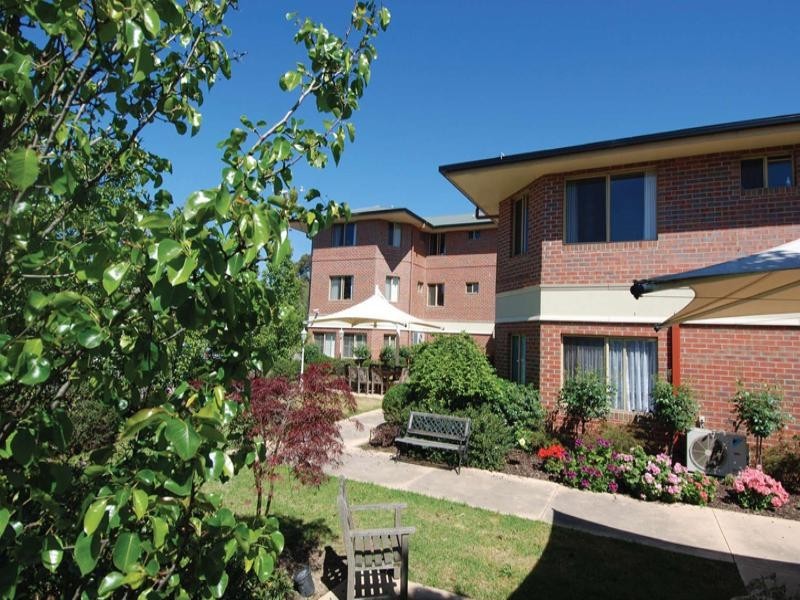 6 and 7/31 Blackburn Road, Doncaster East VIC 3109