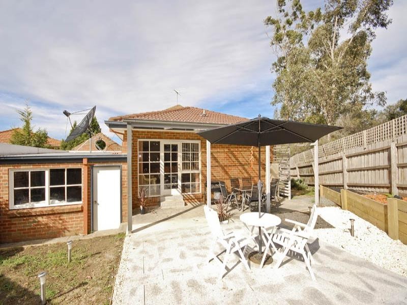 4A Myron Place, Doncaster VIC 3108