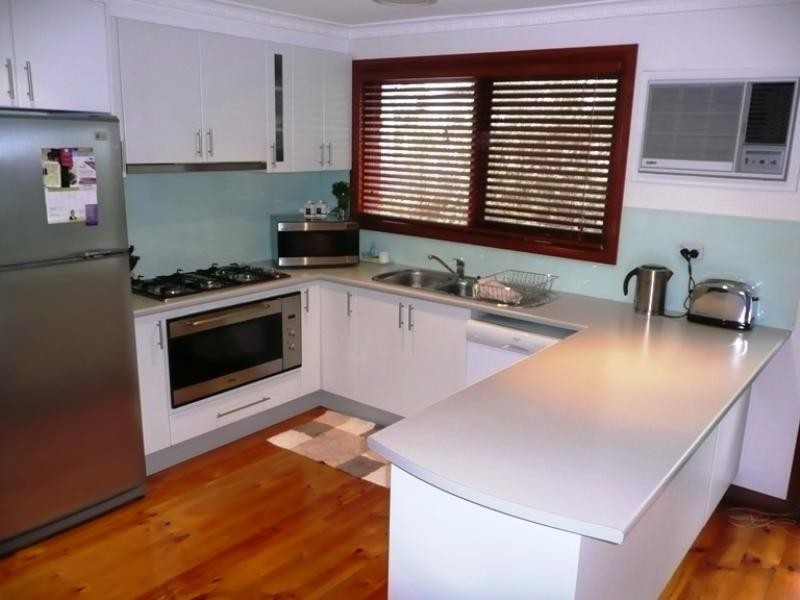 2/176 Ayr Street, Doncaster VIC 3108