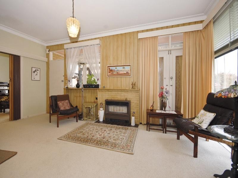 738 Elgar Road, Doncaster VIC 3108