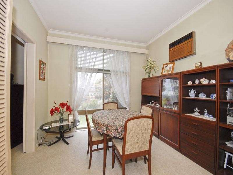 738 Elgar Road, Doncaster VIC 3108