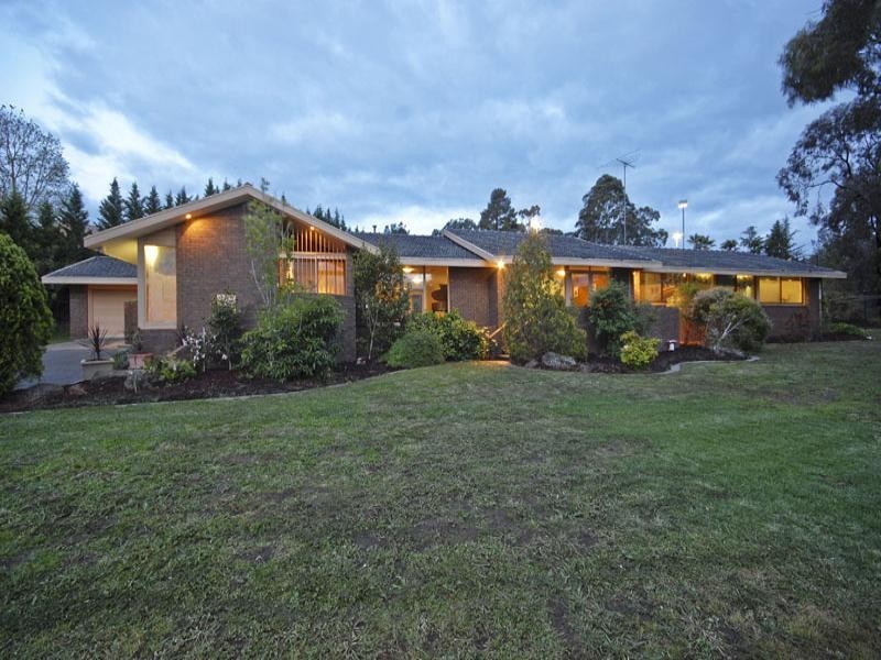 12A Chivers Road, Templestowe VIC 3106