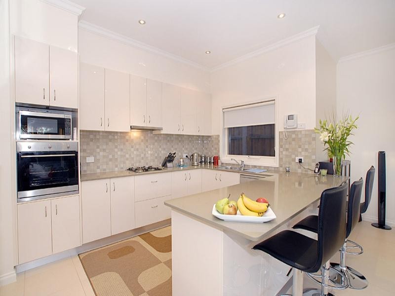 2/16 Powers Street, Donvale VIC 3111