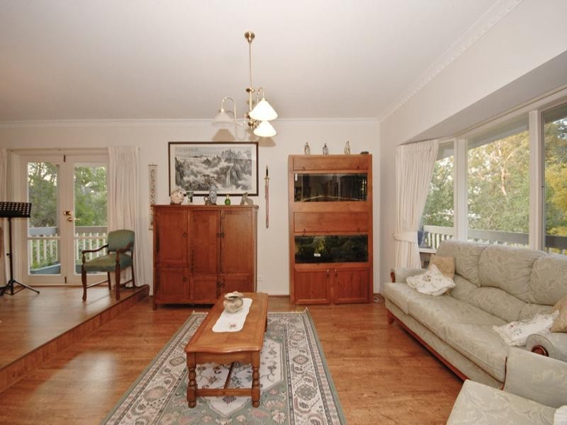 19 Valley Way, Warrandyte VIC 3113