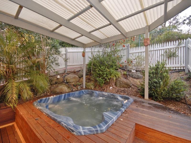 19 Valley Way, Warrandyte VIC 3113