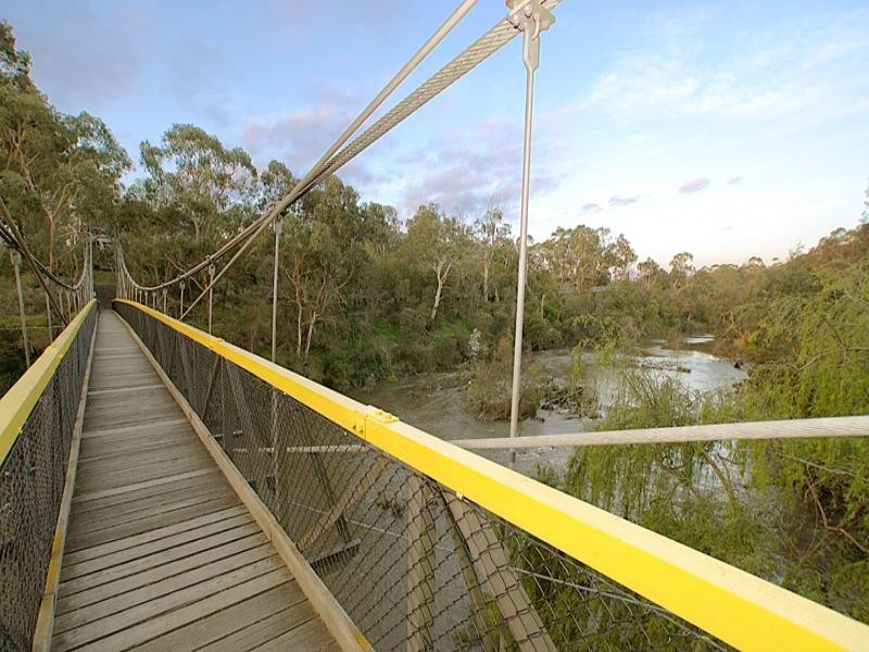 13 Atkinson Street, Templestowe VIC 3106