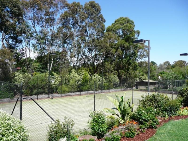 1 Orchard Rise, Park Orchards VIC 3114