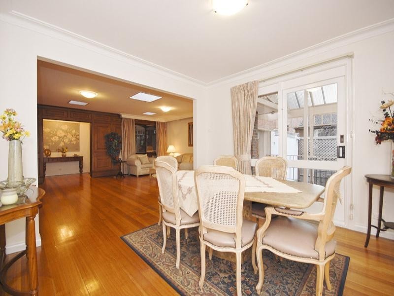 8 Cavendish Drive, Templestowe Lower VIC 3107