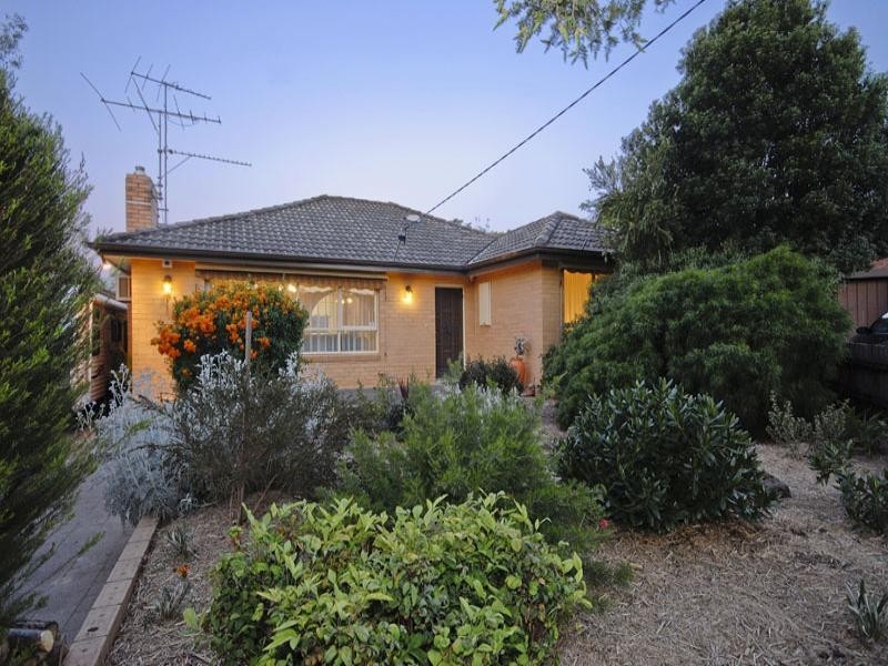 8 Toinette Court, Doncaster East VIC 3109