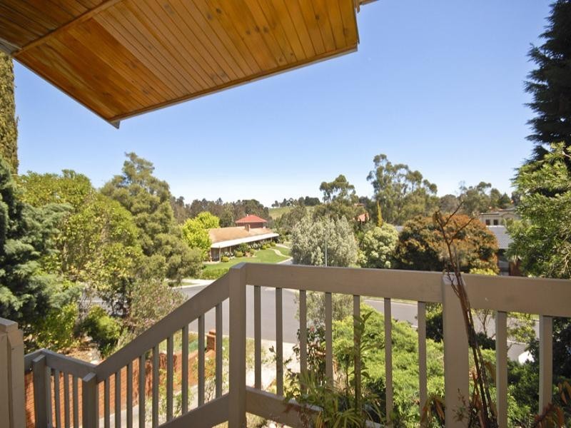 29 Hillcroft Drive, Templestowe VIC 3106