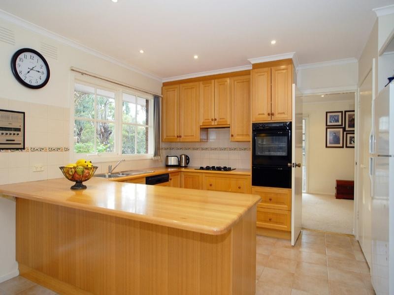 10 Bali Hi Boulevard, Templestowe VIC 3106