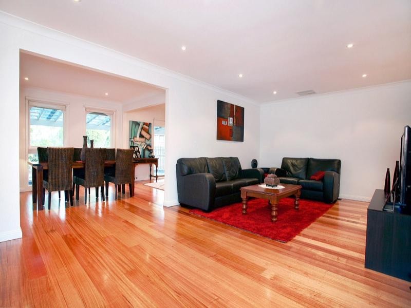 20 Beresford Close, Doncaster East VIC 3109