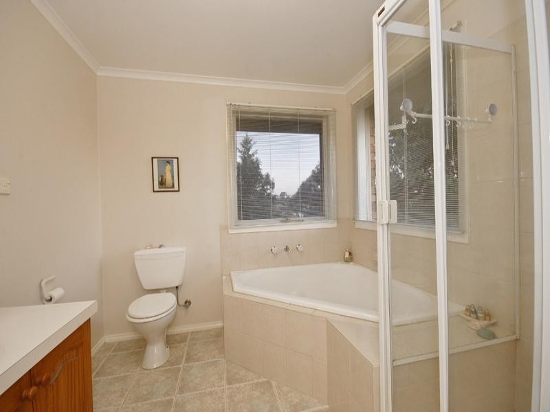 40 Hillhouse Road, Templestowe VIC 3106