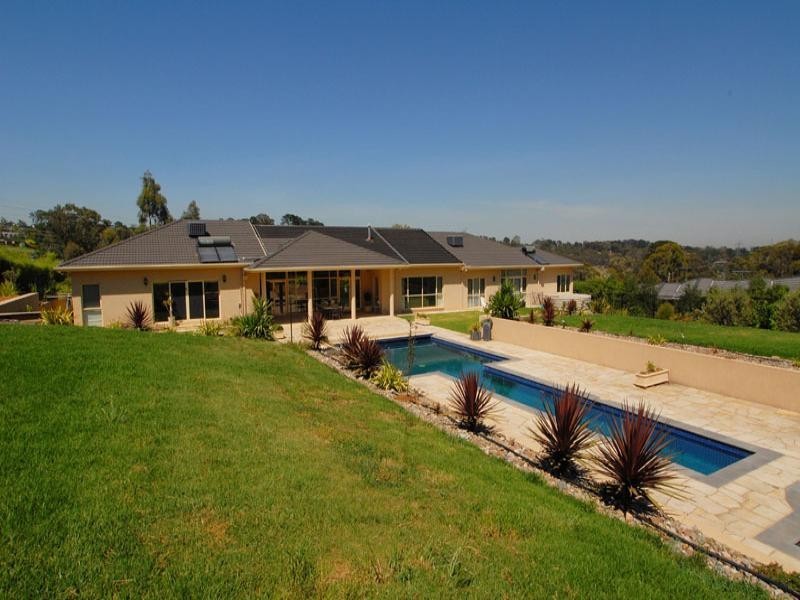 26 Monckton Road, Templestowe VIC 3106