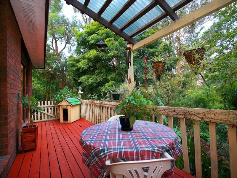1 The Glade, Mitcham VIC 3132