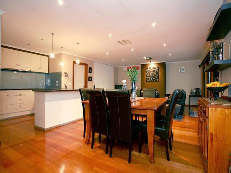 2 Andrews Street, Eltham VIC 3095