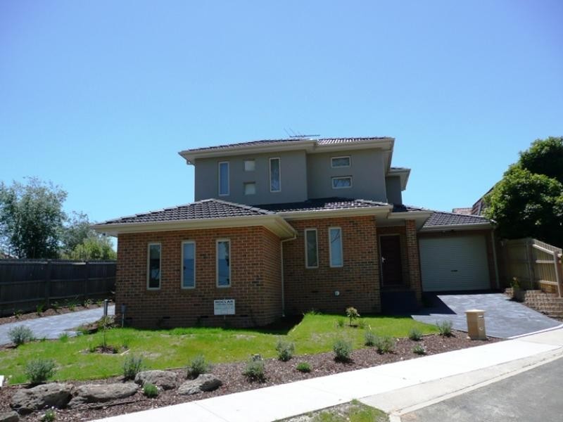 49A Whittens Lane, Doncaster VIC 3108