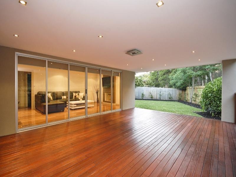 42 Fernlea Crescent, Doncaster East VIC 3109