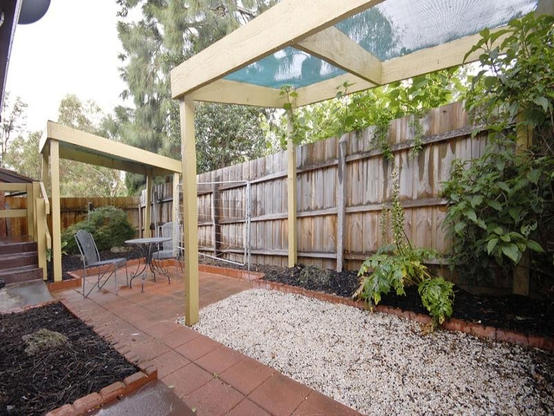 2/85 Atkinson Street, Templestowe VIC 3106