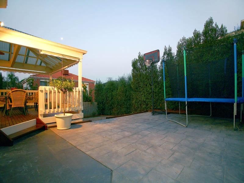 74 Valepark Drive, Donvale VIC 3111