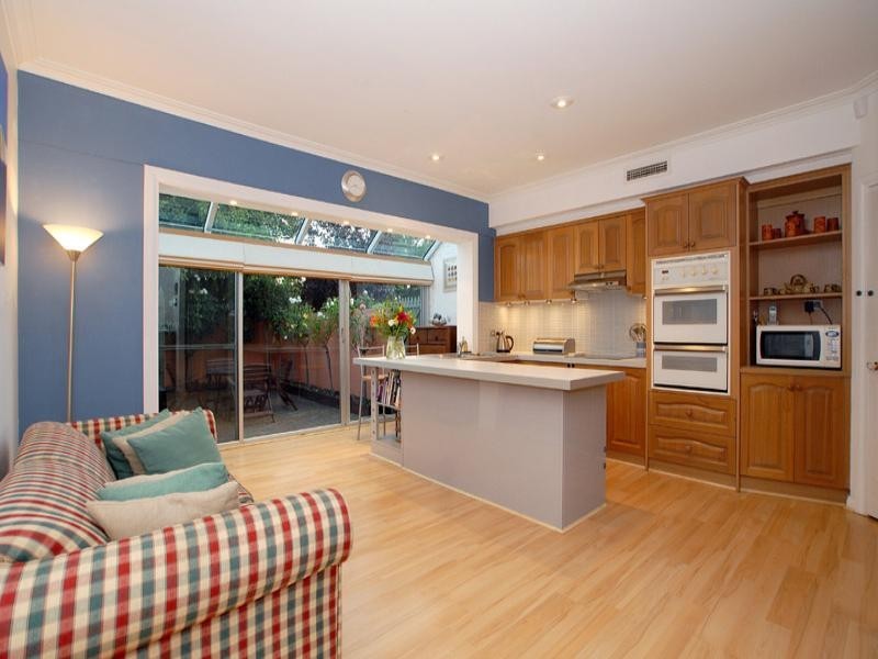 1/37 Queens Avenue, Doncaster VIC 3108