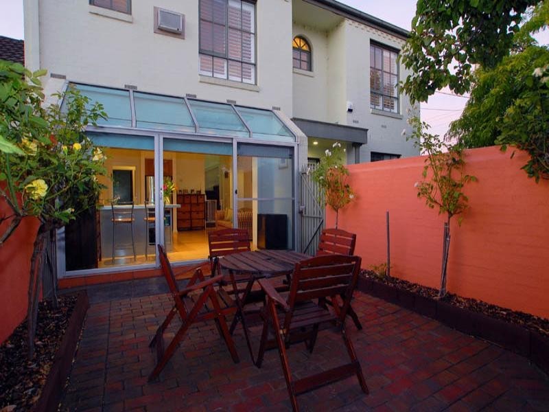 1/37 Queens Avenue, Doncaster VIC 3108