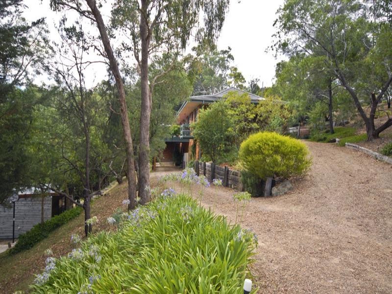194 Research-Warrandyte Road, North Warrandyte VIC 3113
