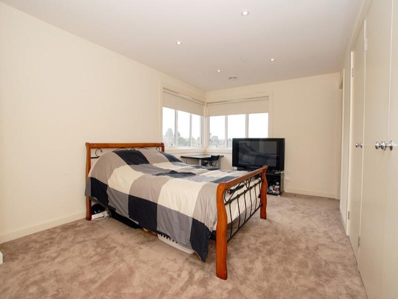 4/1 Nartanda Court, Doncaster East VIC 3109