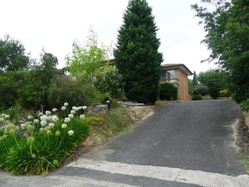 24 Leslie Street, Donvale VIC 3111