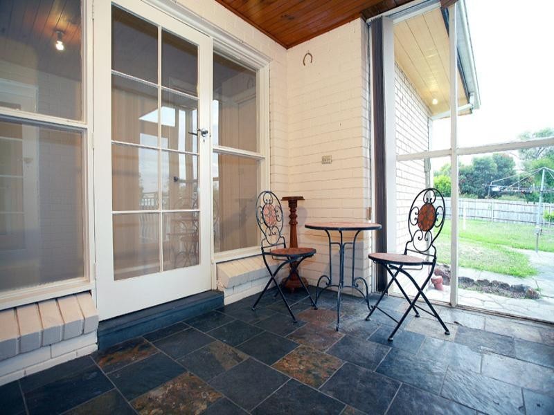 35 Dalvey Street, Heidelberg VIC 3084