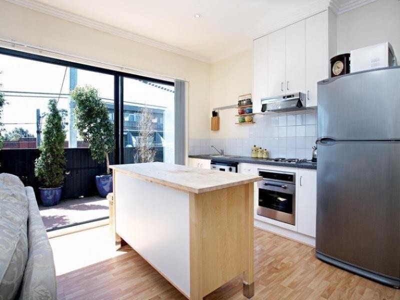 6/135 Melville Road, Brunswick West VIC 3055