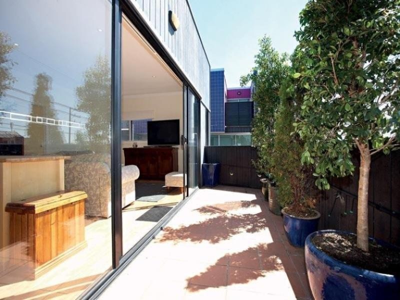 6/135 Melville Road, Brunswick West VIC 3055