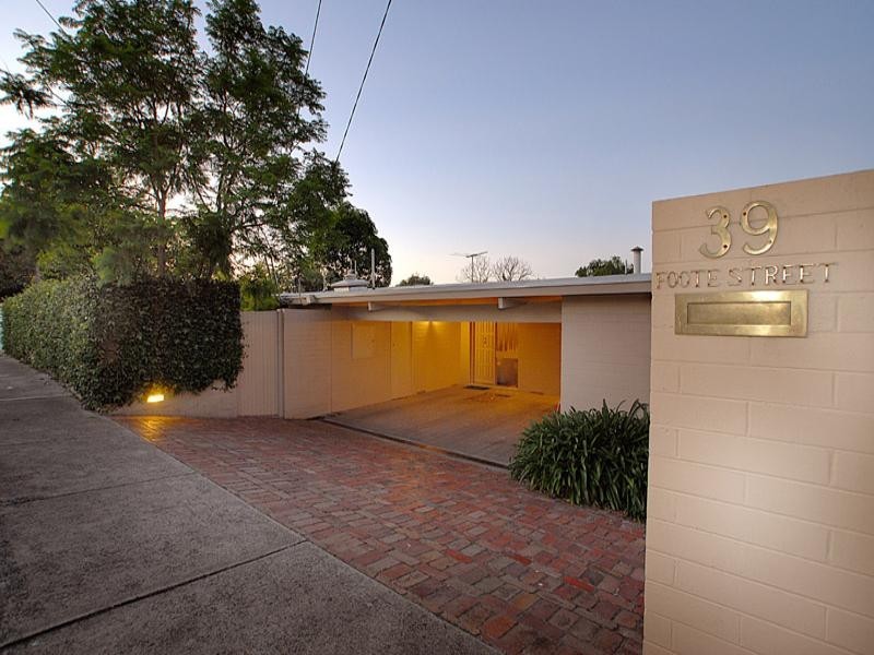 39 Foote Street, Templestowe Lower VIC 3107