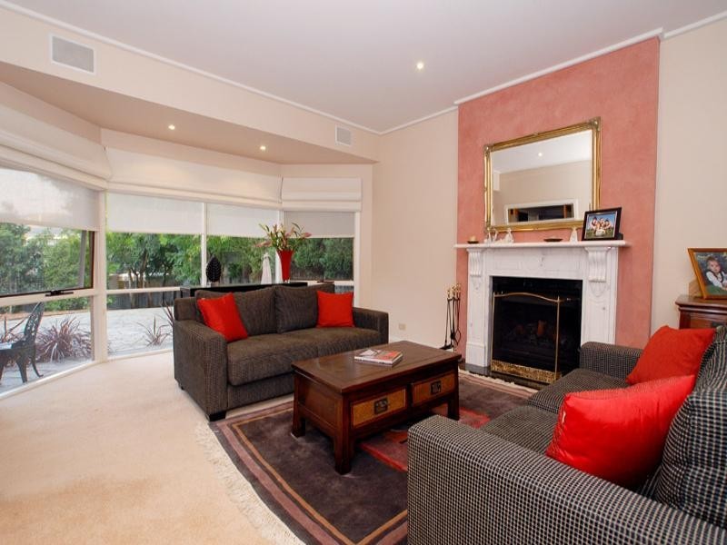 5 Paisley Close, Templestowe VIC 3106