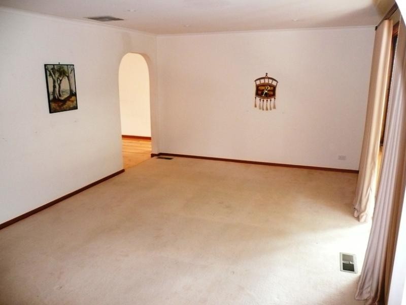 14 Kelvan Grove, Doncaster East VIC 3109