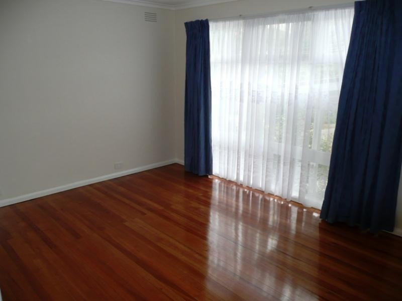 28 Scarlett Ash Drive, Templestowe Lower VIC 3107