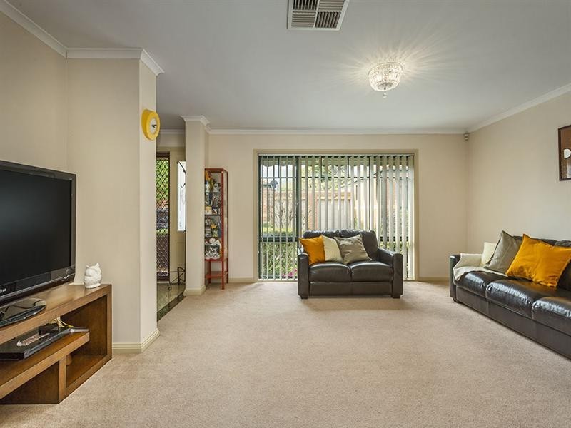 4/2 Daws Road, Doncaster East VIC 3109