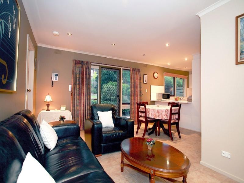 14 Saturn Terrace, Doncaster East VIC 3109