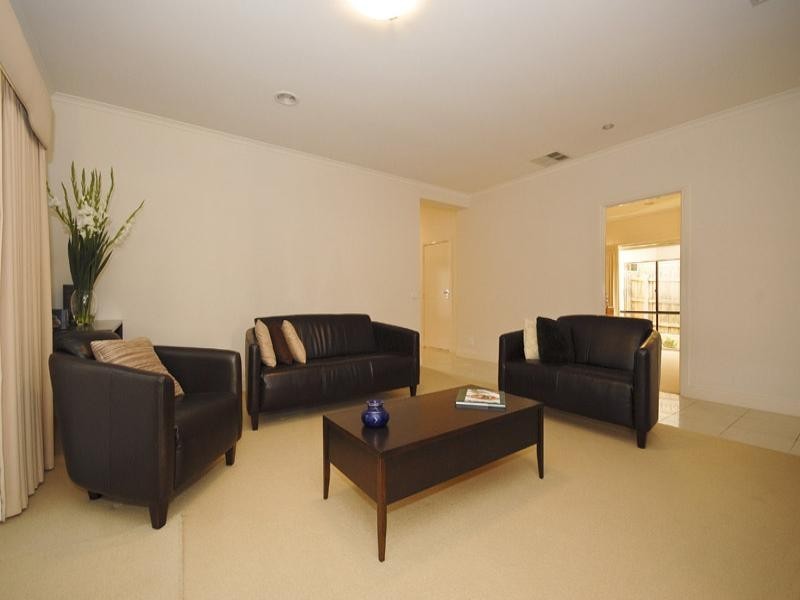 8 Virgillia Street, Blackburn North VIC 3130