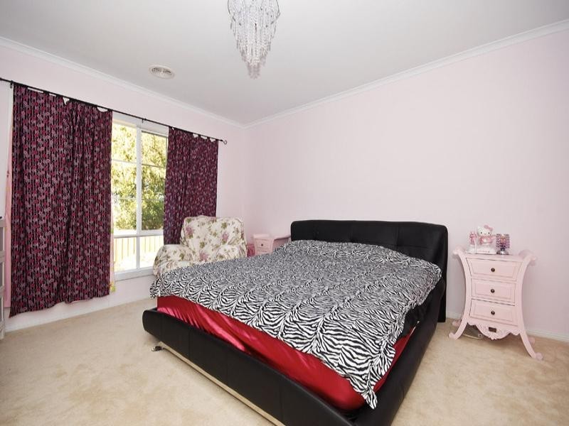 13A Humber Road, Croydon North VIC 3136