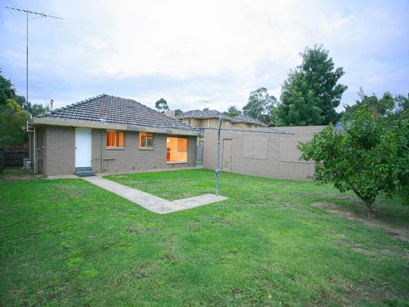 22 Pentlowe Avenue, Templestowe Lower VIC 3107