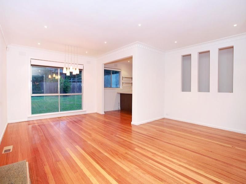 22 Pentlowe Avenue, Templestowe Lower VIC 3107