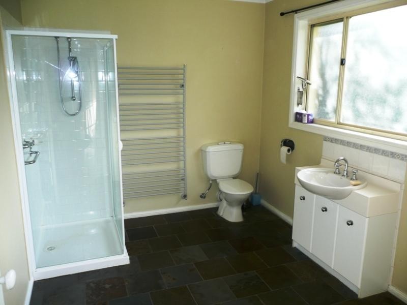 13 Walker Avenue, Mitcham VIC 3132