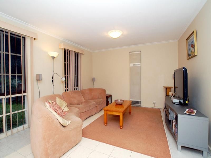 8 Ryan Grove, Blackburn South VIC 3130