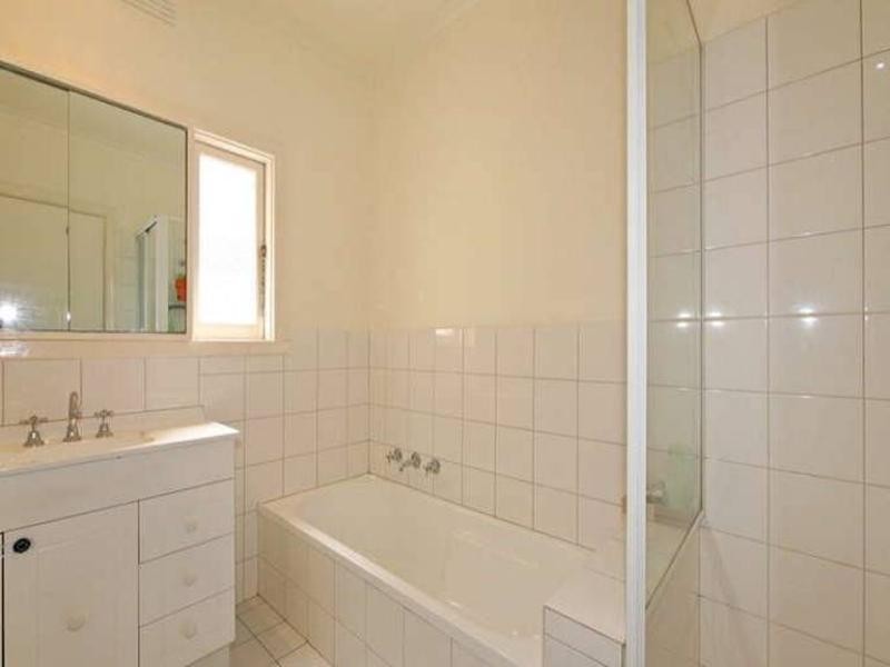 45 Russell Crescent, Doncaster East VIC 3109