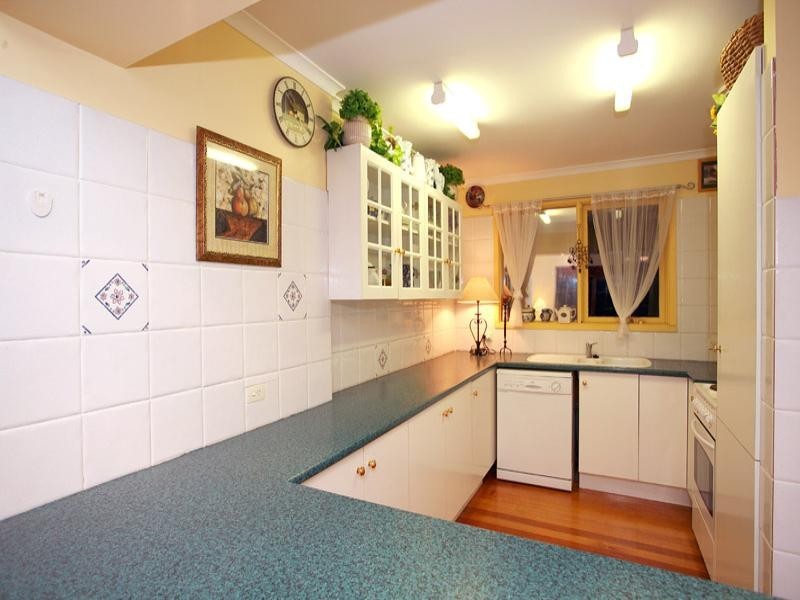 30 Eucalypt Avenue, Templestowe Lower VIC 3107