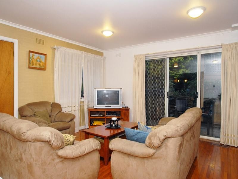 18 Kanooka Avenue, Templestowe Lower VIC 3107