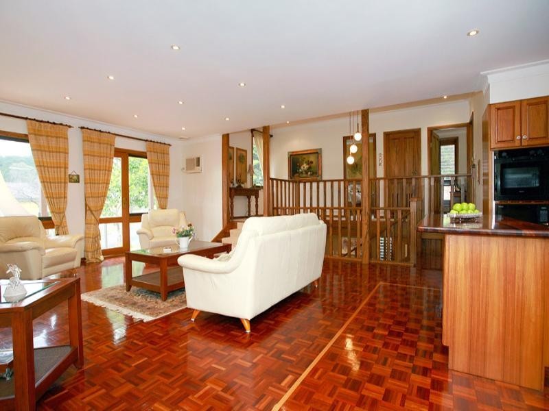 41 Woodhouse Road, Doncaster East VIC 3109