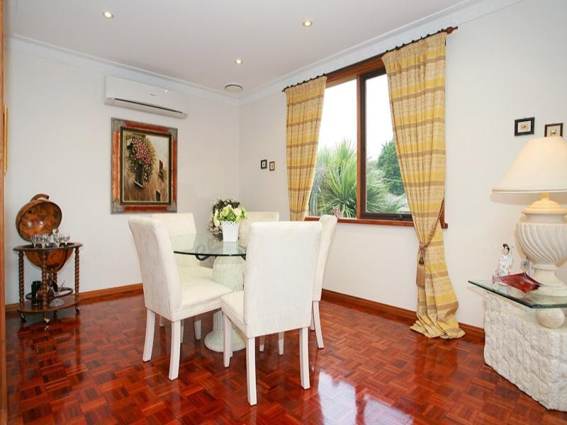 41 Woodhouse Road, Doncaster East VIC 3109