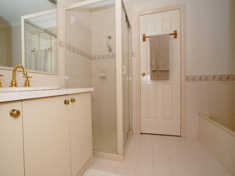 54 Ashmore Road, Forest Hill VIC 3131